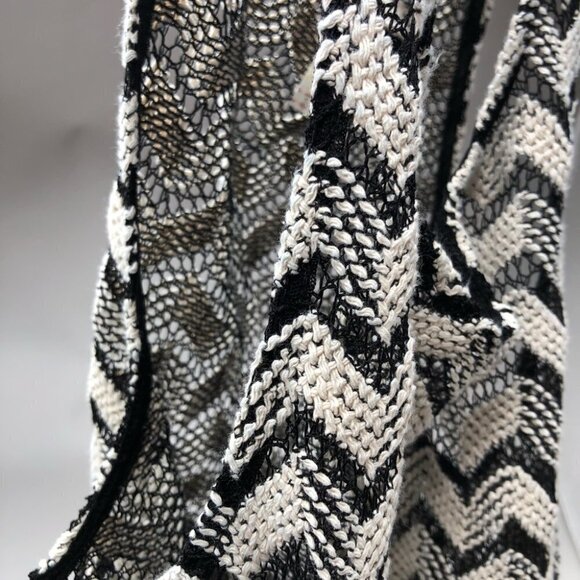 FREE PEOPLE Dizzy Daydream Black & White Chevron Twirly Knit Tunic Boho Dress - Picture 9 of 11